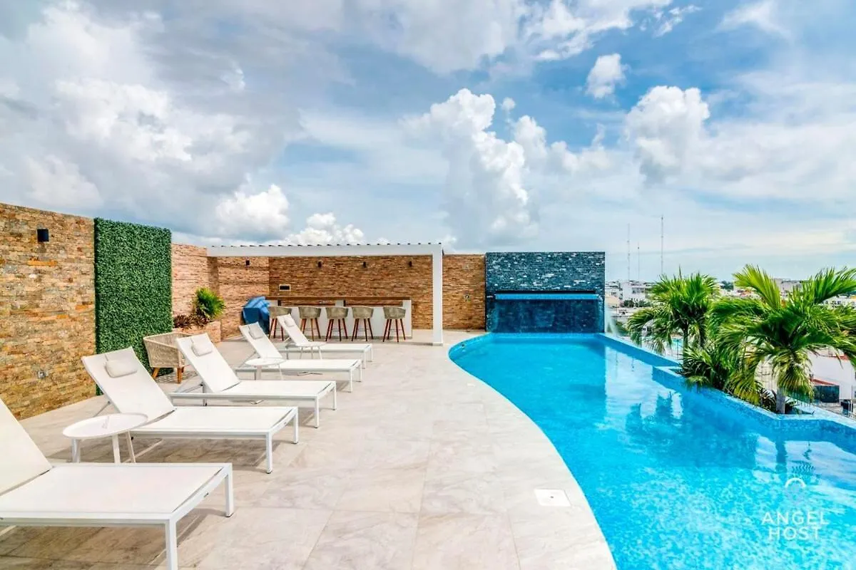 Adorable Rooftop Pool, Reliable Wifi, Near 5Th Ave contacts