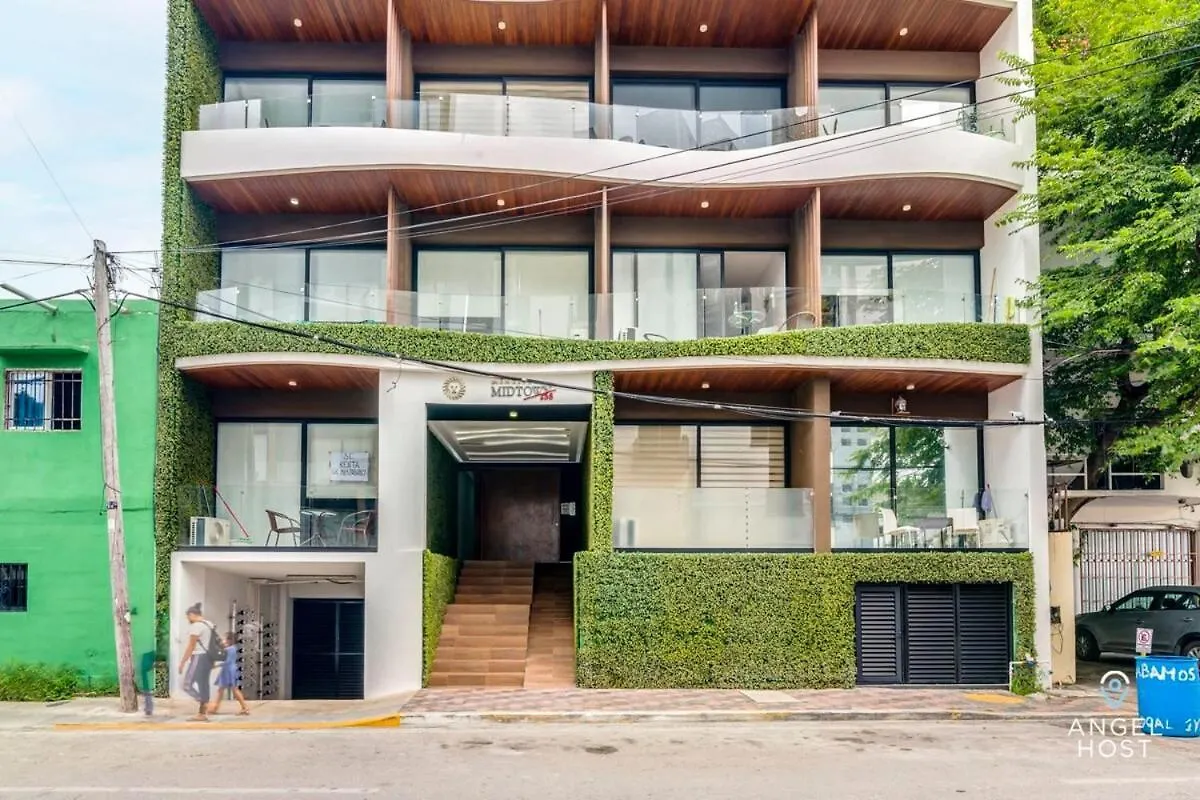 Adorable Rooftop Pool, Reliable Wifi, Near 5Th Ave Playa del Carmen Casa de Férias